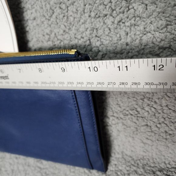 LOGO by Lori Goldstein NWT Leather Envelope Pouch with RFID Sea Blue - Picture 6 of 13